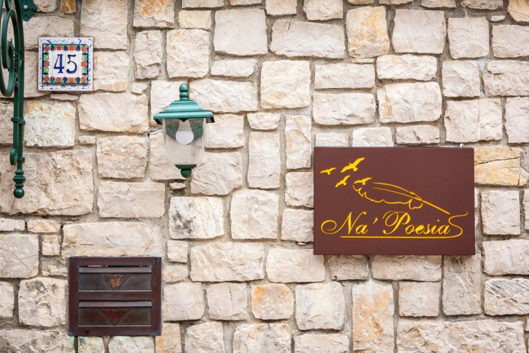 Na' Poesia B&B Di Charme SantʼAgata deʼ Goti 외부 사진